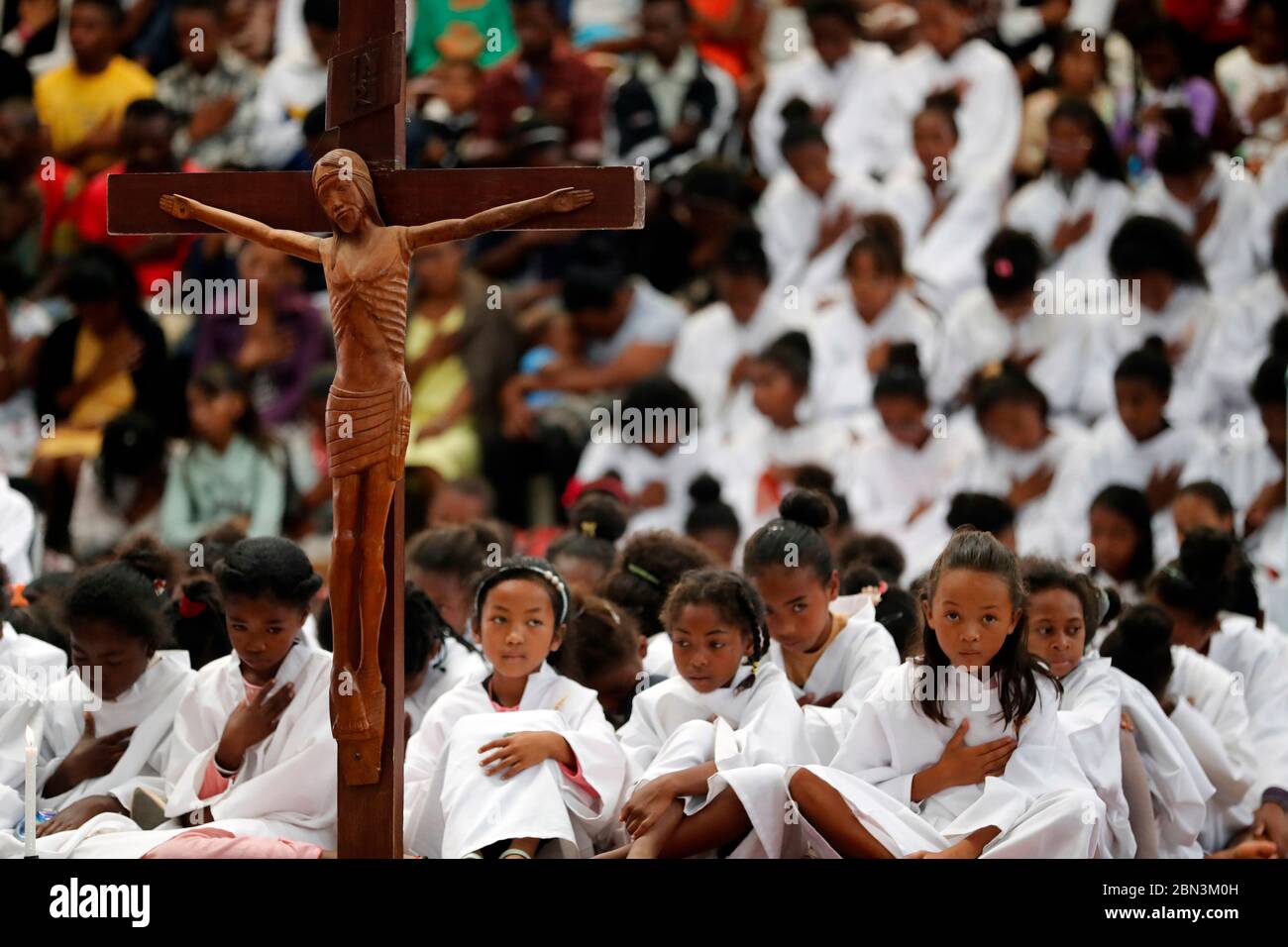 Sunday catholic mass with the Akamasoa Community of Good Friends.  Crucifix, Jsus on the cross.  Antananarivo. Madagascar. Stock Photo