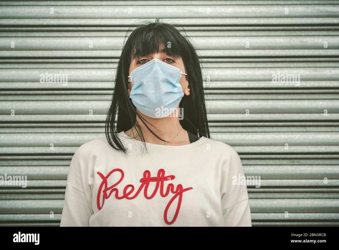 Woman medical mask hi-res stock photography and images - Alamy