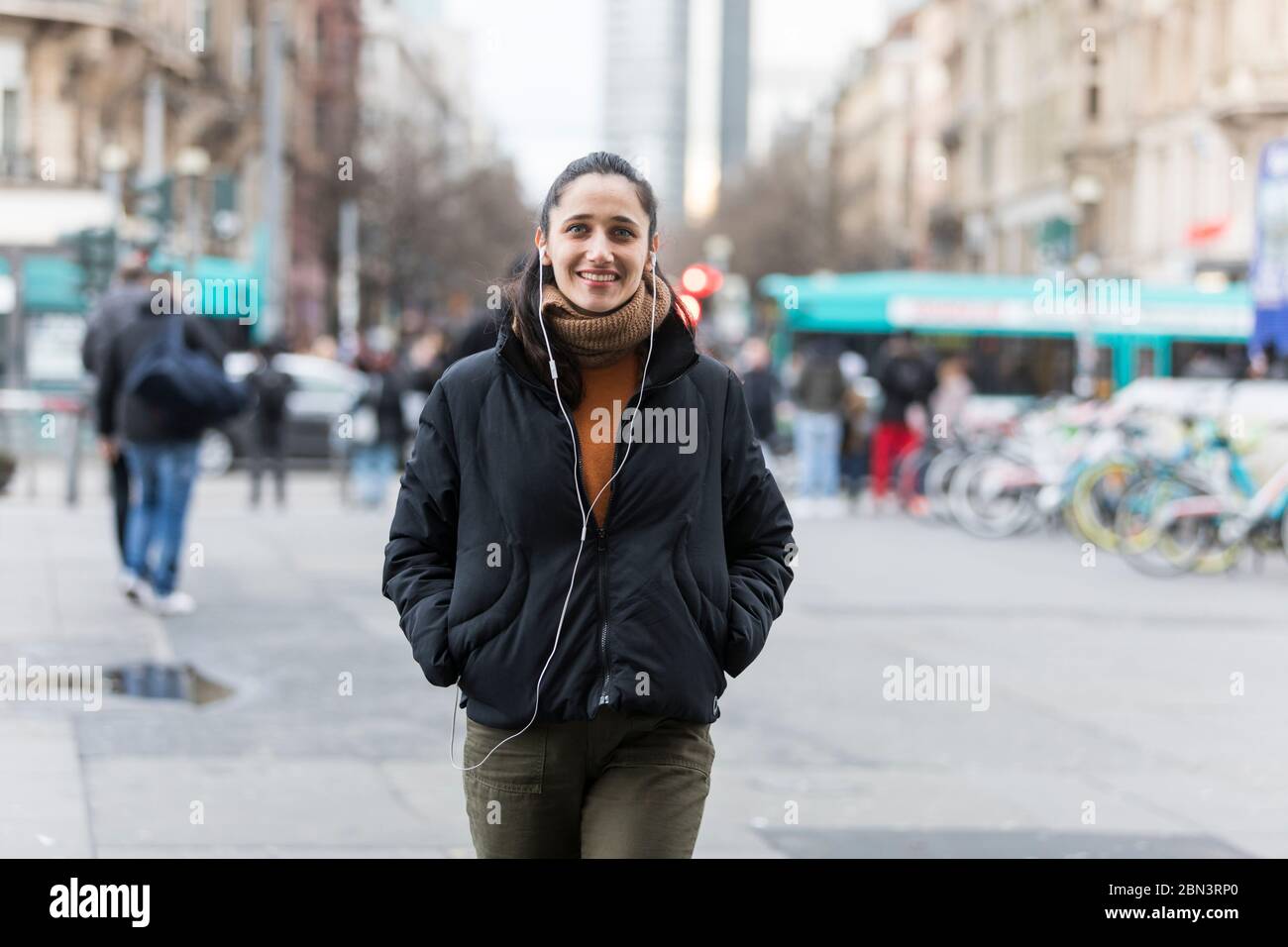 Indian woman walking hi-res stock photography and images - Alamy