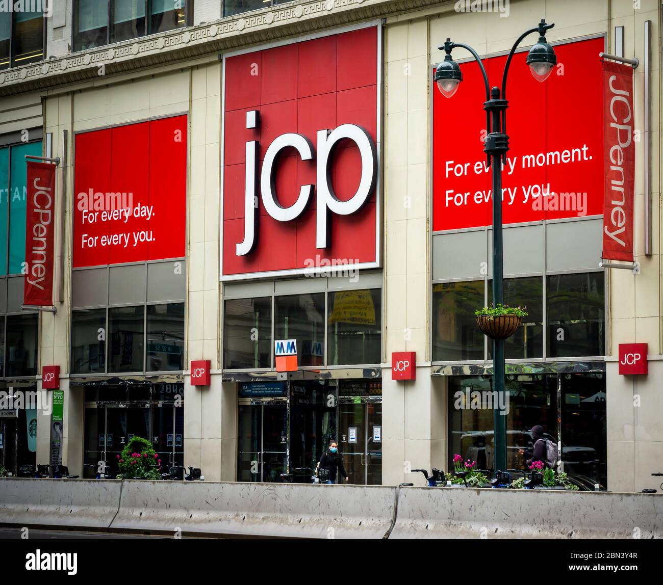 J c penney shopping bag hi-res stock photography and images - Alamy