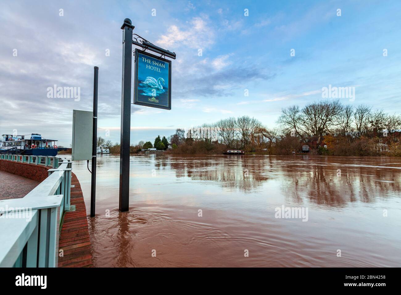 Flooding river severn upton upon hires stock photography and images