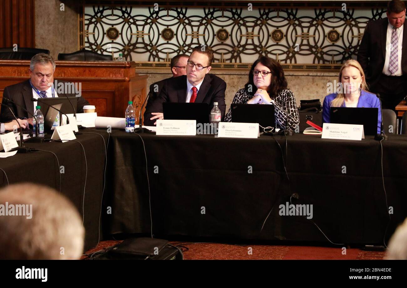 Senate subcommittees hi-res stock photography and images - Alamy