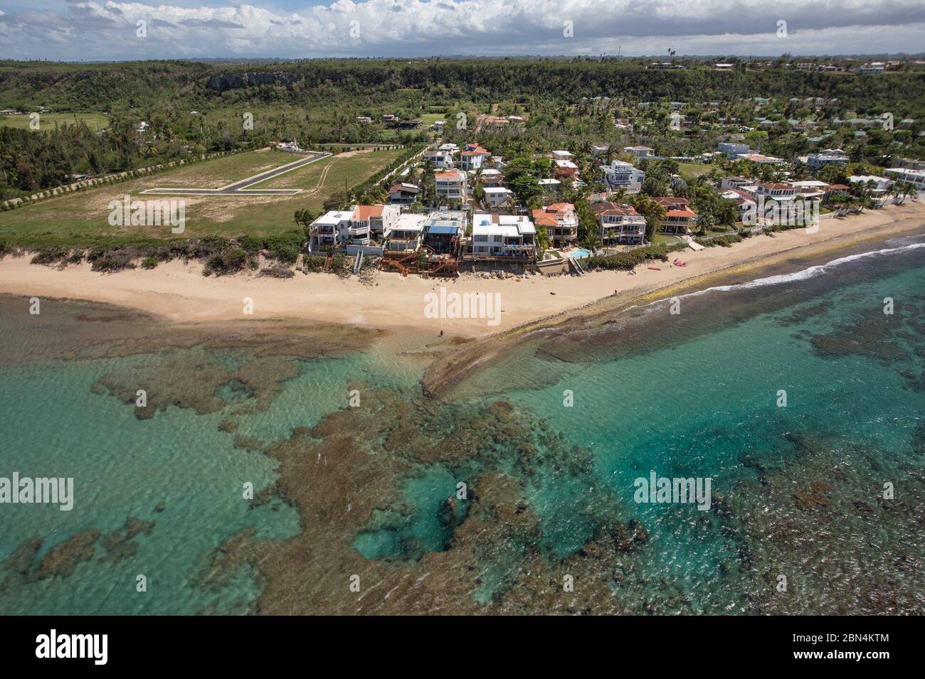 Shacks beach puerto rico hi-res stock photography and images - Alamy