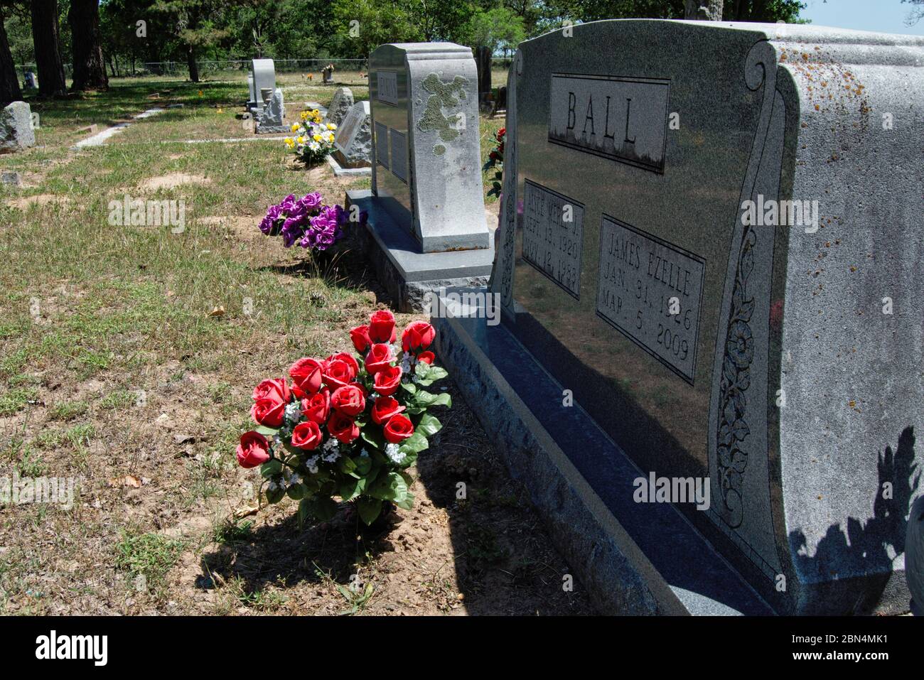 Headstone in Texas cemetery Stock Photo Alamy