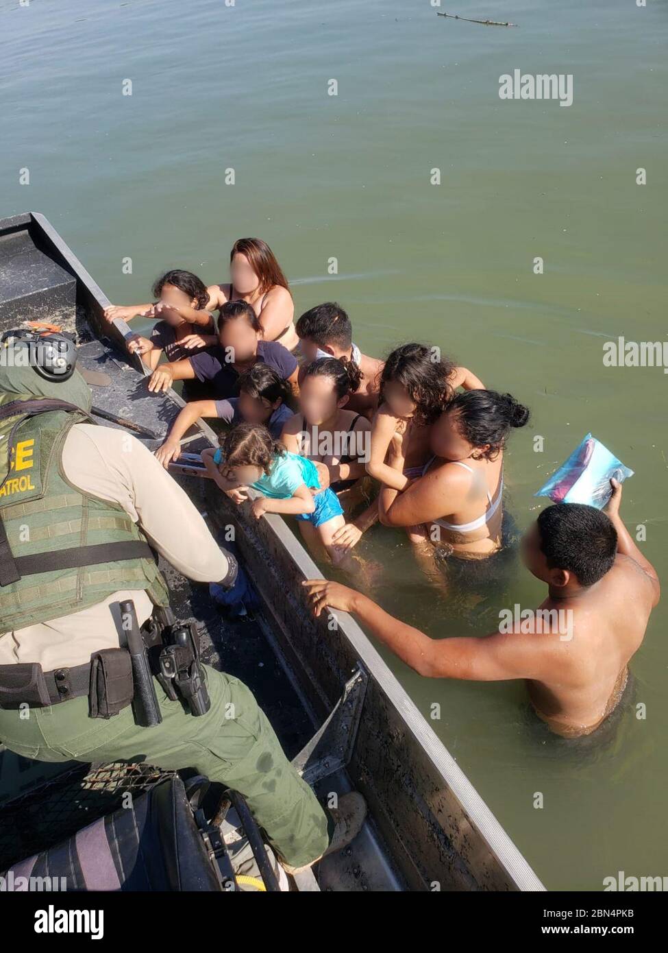 Del Rio Texas U S Border Patrol Agents Assigned To The Eagle Pass Station Marine Unit Rescued 13 Individuals Who Attempted To Cross The Rio Grande River Sept 3 At Approximately 10 20