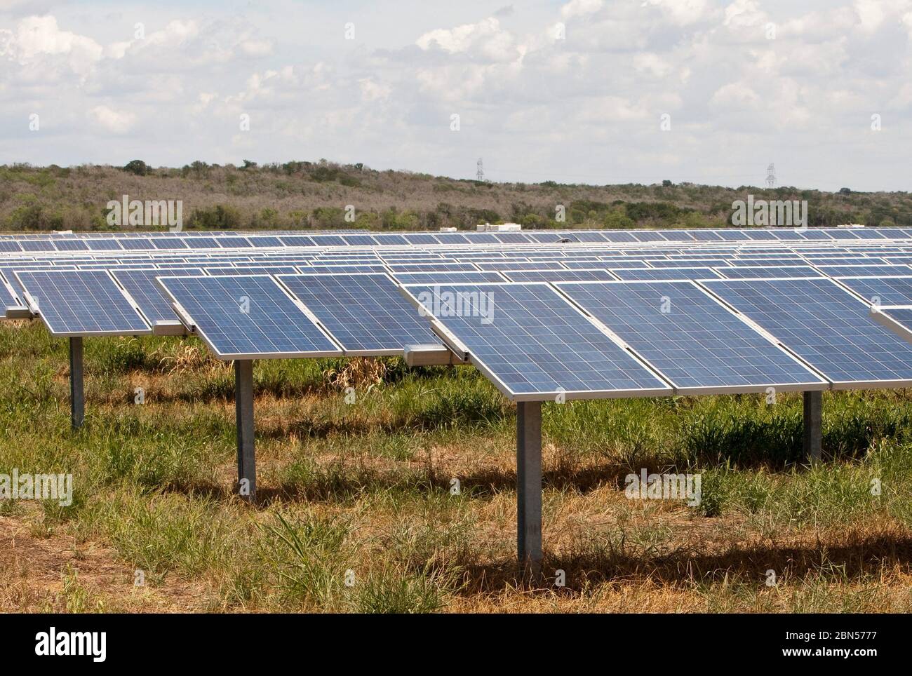 Solar project hires stock photography and images Alamy