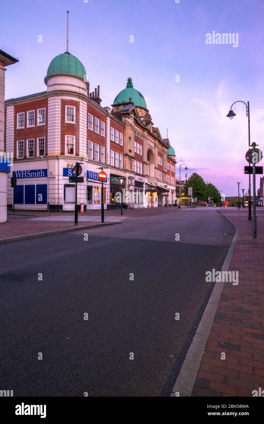 Tunbridge Wells, England. 12th May 2020. The town Centre outside the Opera House ( a public House ) which is normally very busy is totally deserted at 9pm due to lockdown with Coronavirus with residents taking on board Government advice to stay home. © Sarah Mott / Alamy Live News Stock Photo
