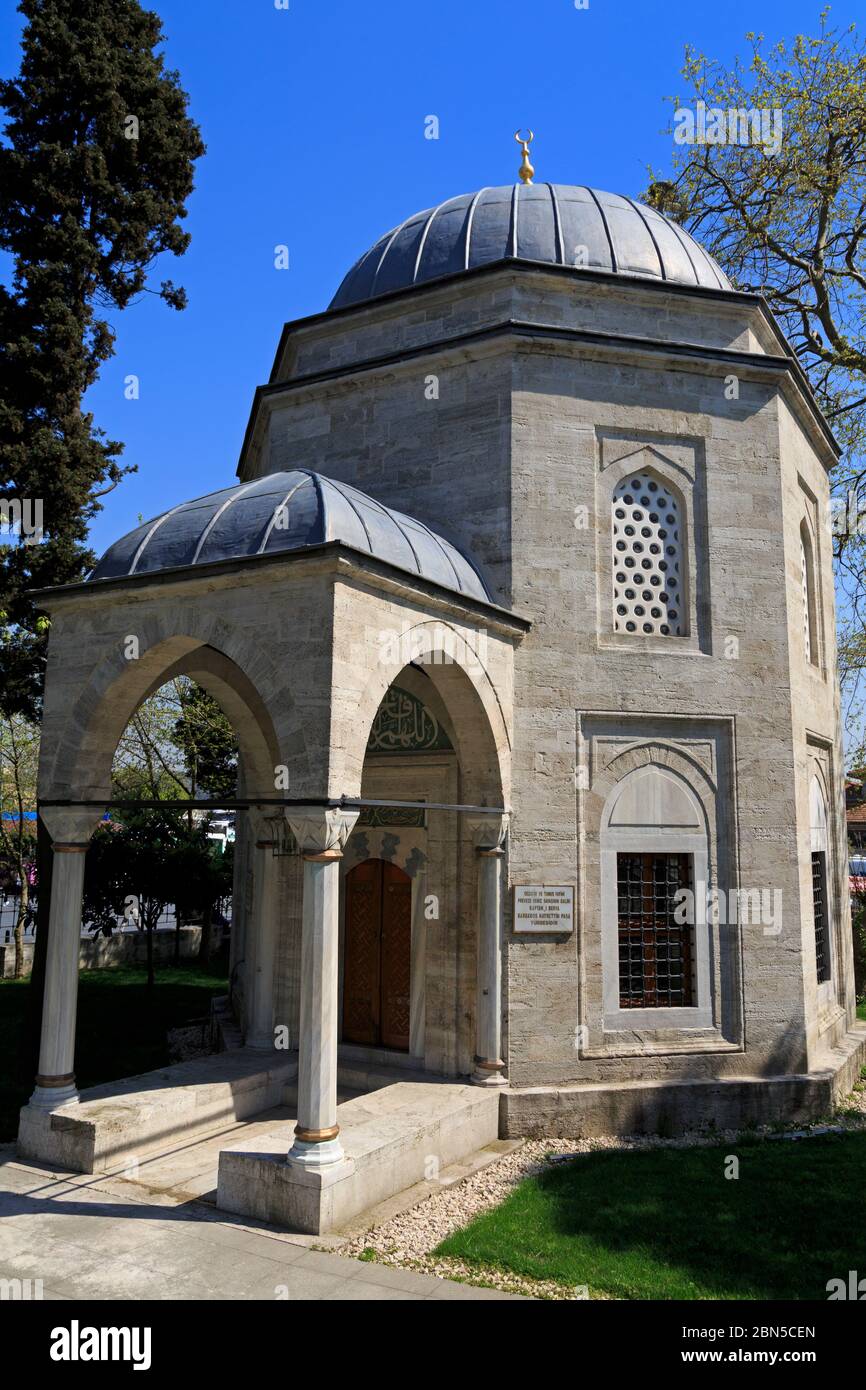 Barbarossa Hayreddin Pasha Mosque, Besiktas Square, Istanbul, Turkey, Europe Stock Photo