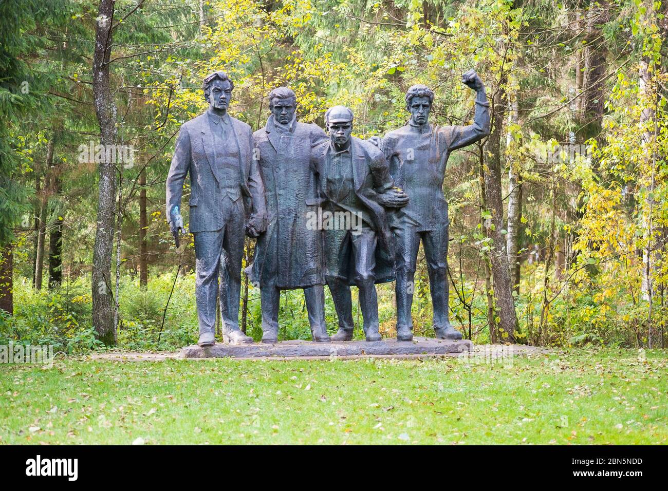 Bronze statue of USSR communist youth. At Gruto Parkas near Druskininkai, Lithuania. Stock Photo