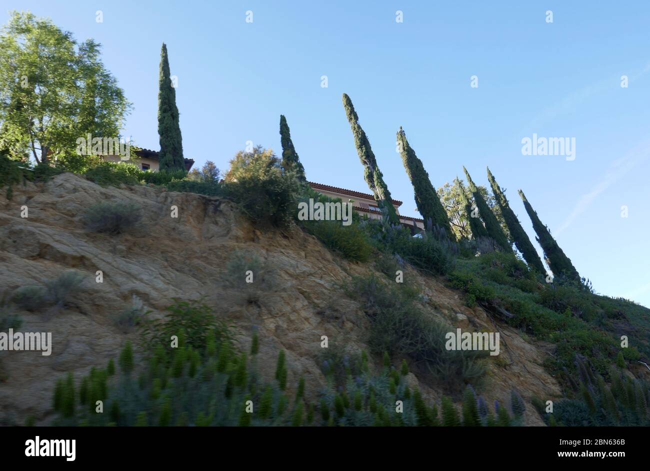 Beverly Hills California Usa 12th May A General View Of Atmosphere Of Frank Sinatra S Former Home At 2666 Bowmont Drive In Bowmont Estates On May 12 In Beverly Hills California