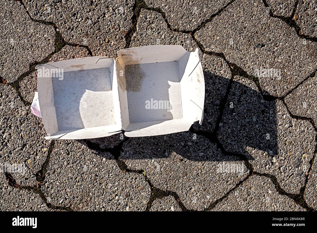 Burger box paper hi-res stock photography and images - Alamy