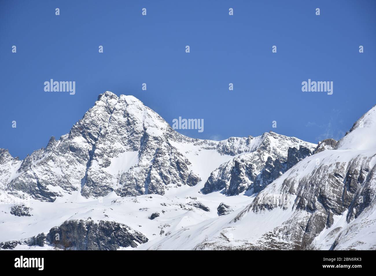 Großglockner, höchster Berg Österreichs, Ködnitztal, Jörgnalm, Kals, Lucknerhaus, Alm, Glockner, Schnee, Eis, Winter, Frühling, Schnee, Schneeschmelze Stock Photo