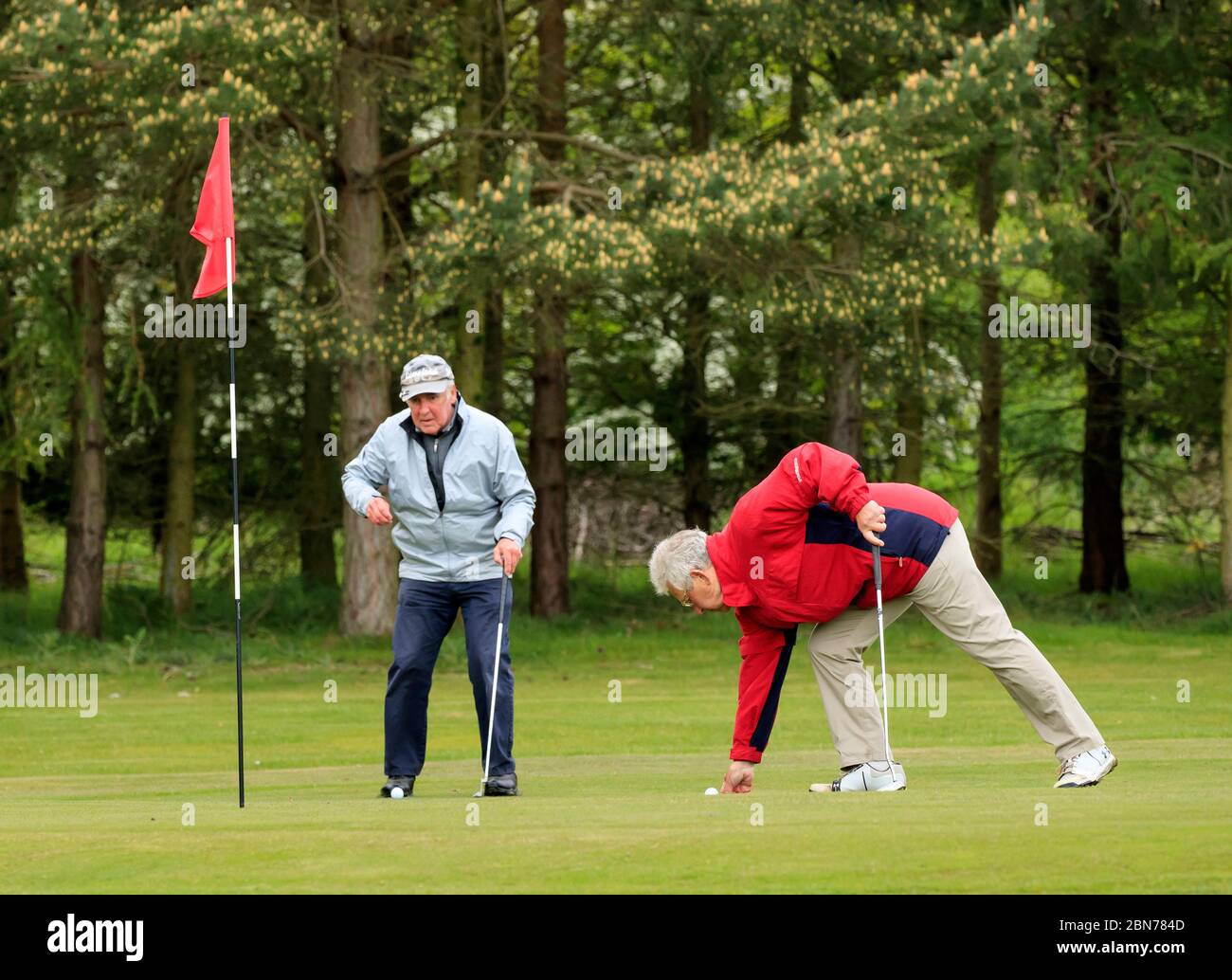 Golfers as Scarthingwell Golf Club in Tadcaster reopens today as some