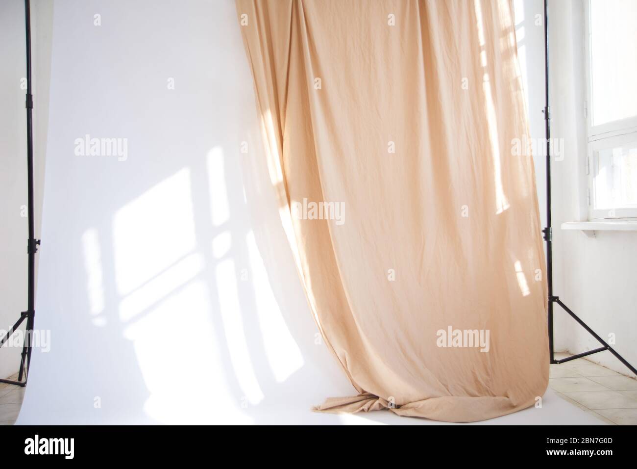 Cyclorama backdrop hi-res stock photography and images - Alamy