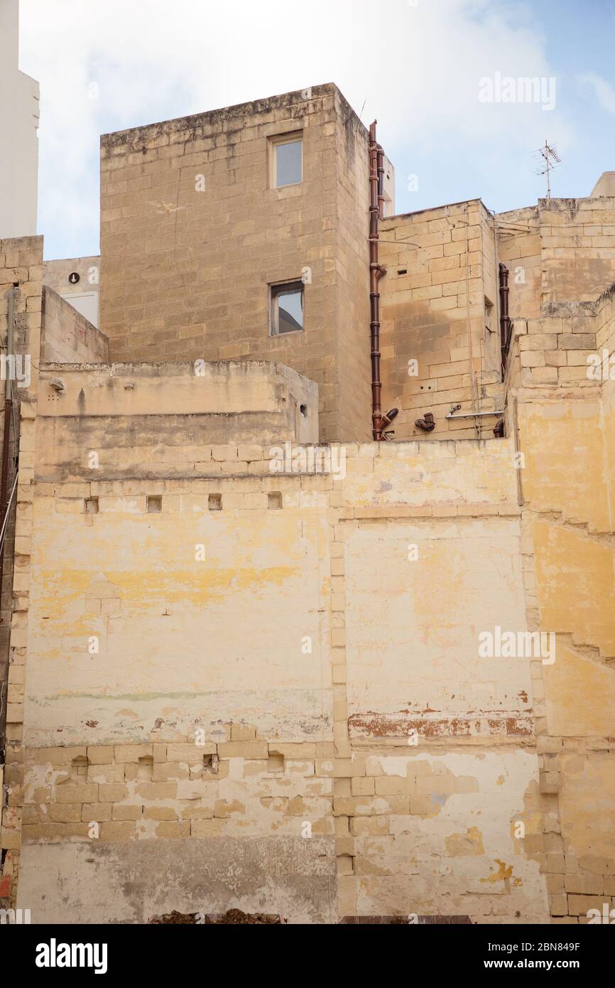 The old malt house hi-res stock photography and images - Alamy