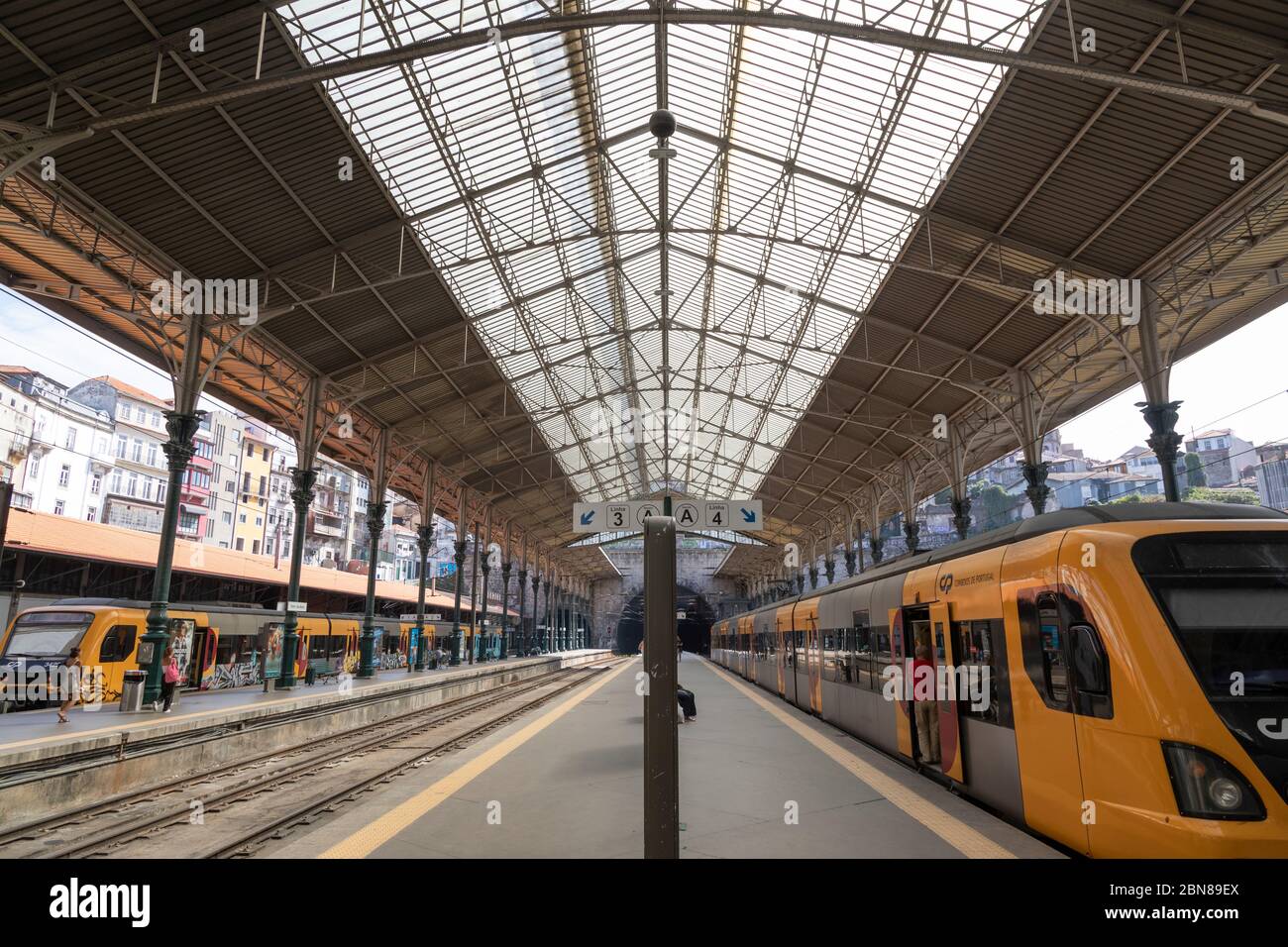 São Bento Railway Station, Porto, Portugal Stock Photo - Alamy