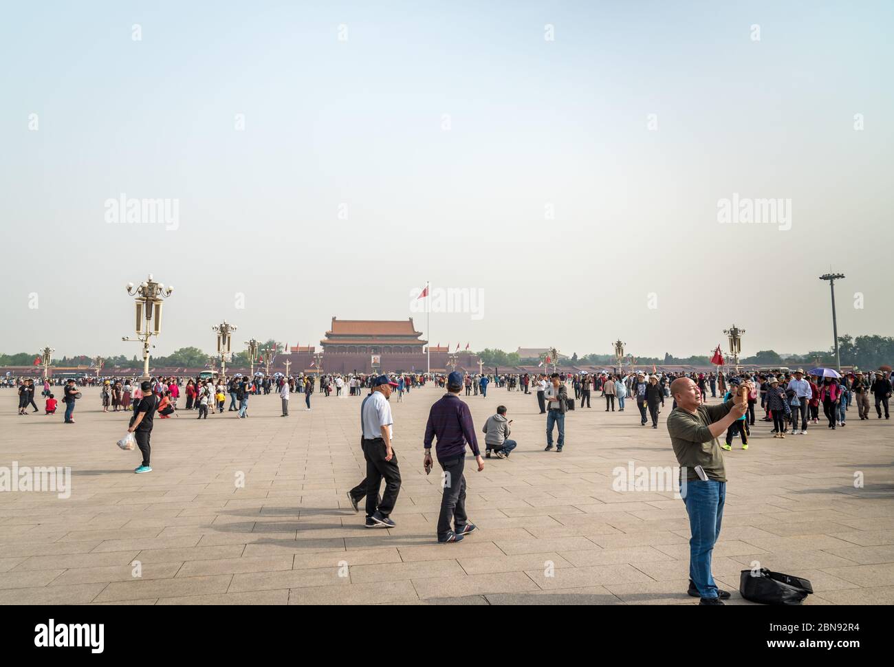 The vast expanse of Tiananmen Square, Beijing Stock Photo