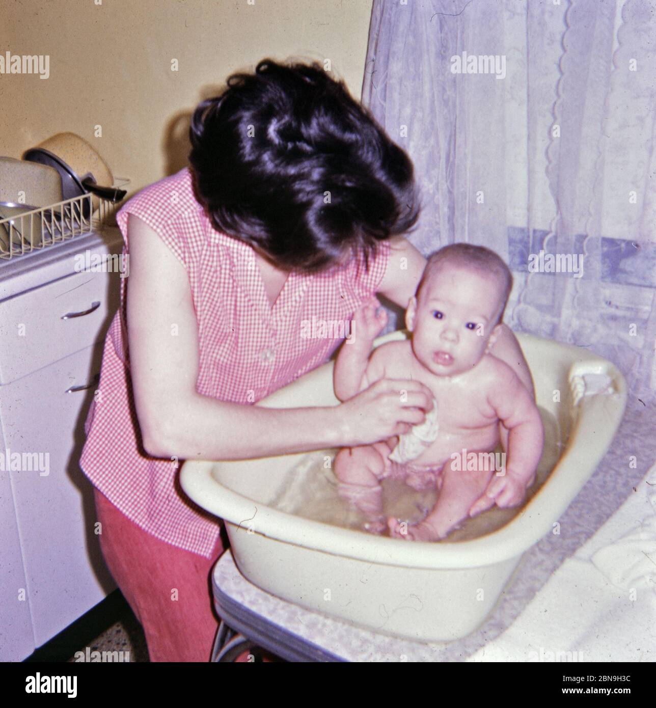 Vintage baby hot sale bath