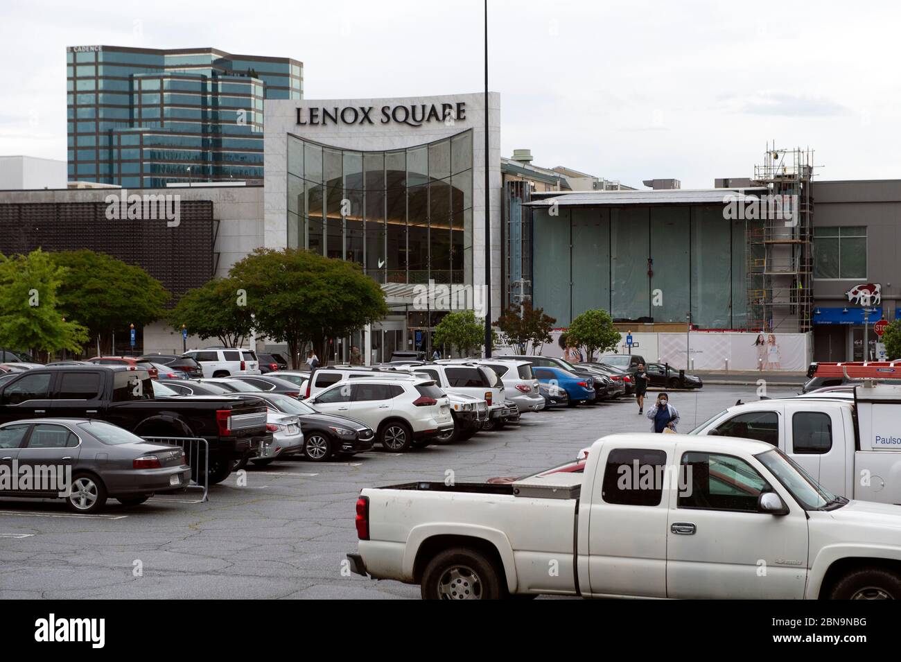 Lenox mall hi-res stock photography and images - Alamy
