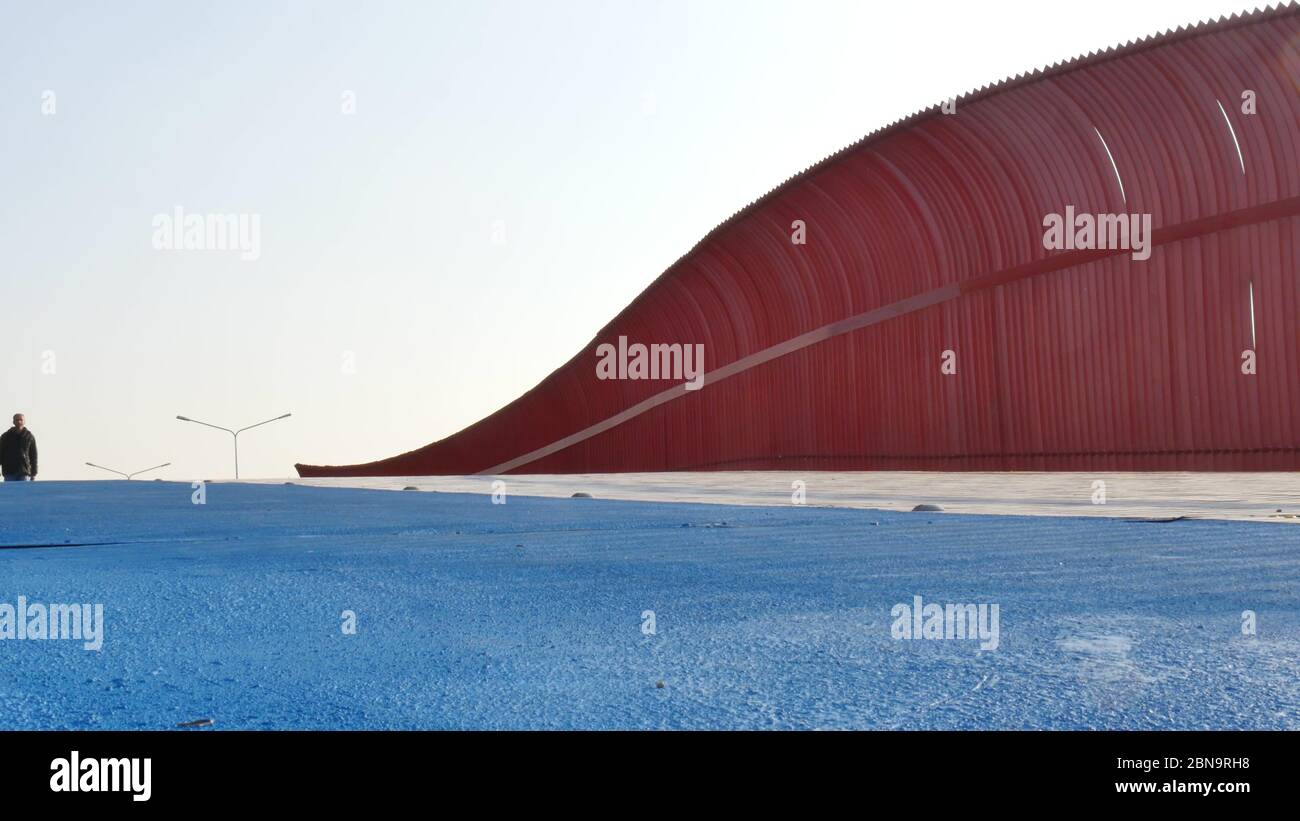 Small road bridge crossing hi-res stock photography and images - Alamy