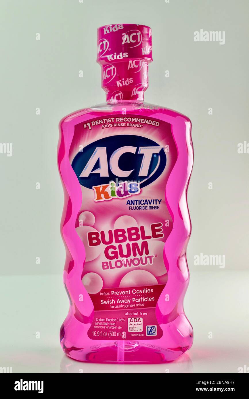 Act Kids Bubble Gum blowout mouthwash Stock Photo - Alamy