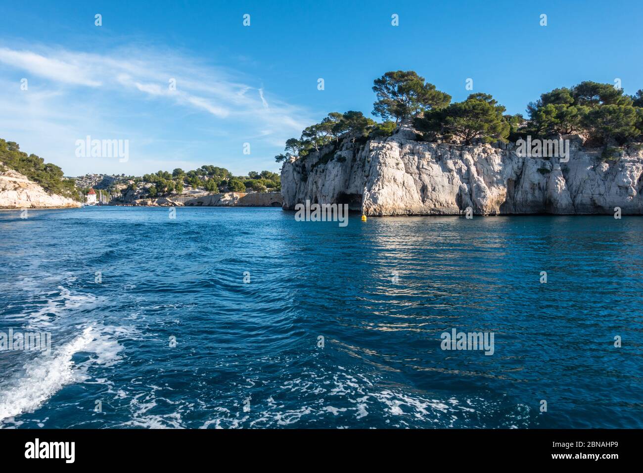 Boat trip along the coast of the Calanques National Park near Cassis, France Stock Photo