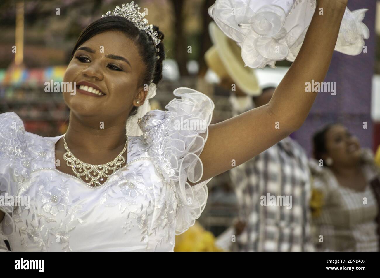 https://c8.alamy.com/comp/2BNB49X/belo-horizonte-brazil-jun-30-2019-lovely-and-smiling-young-woman-dressing-traditional-folkloric-costumes-dancing-in-brazilian-june-party-2BNB49X.jpg