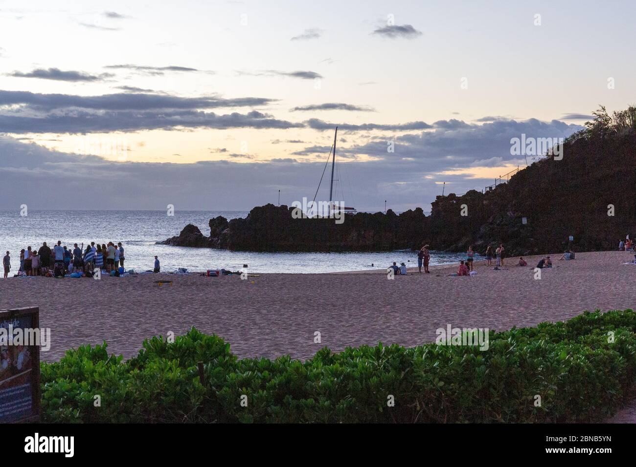 Black Rock Beach, Maui Stock Photo - Alamy