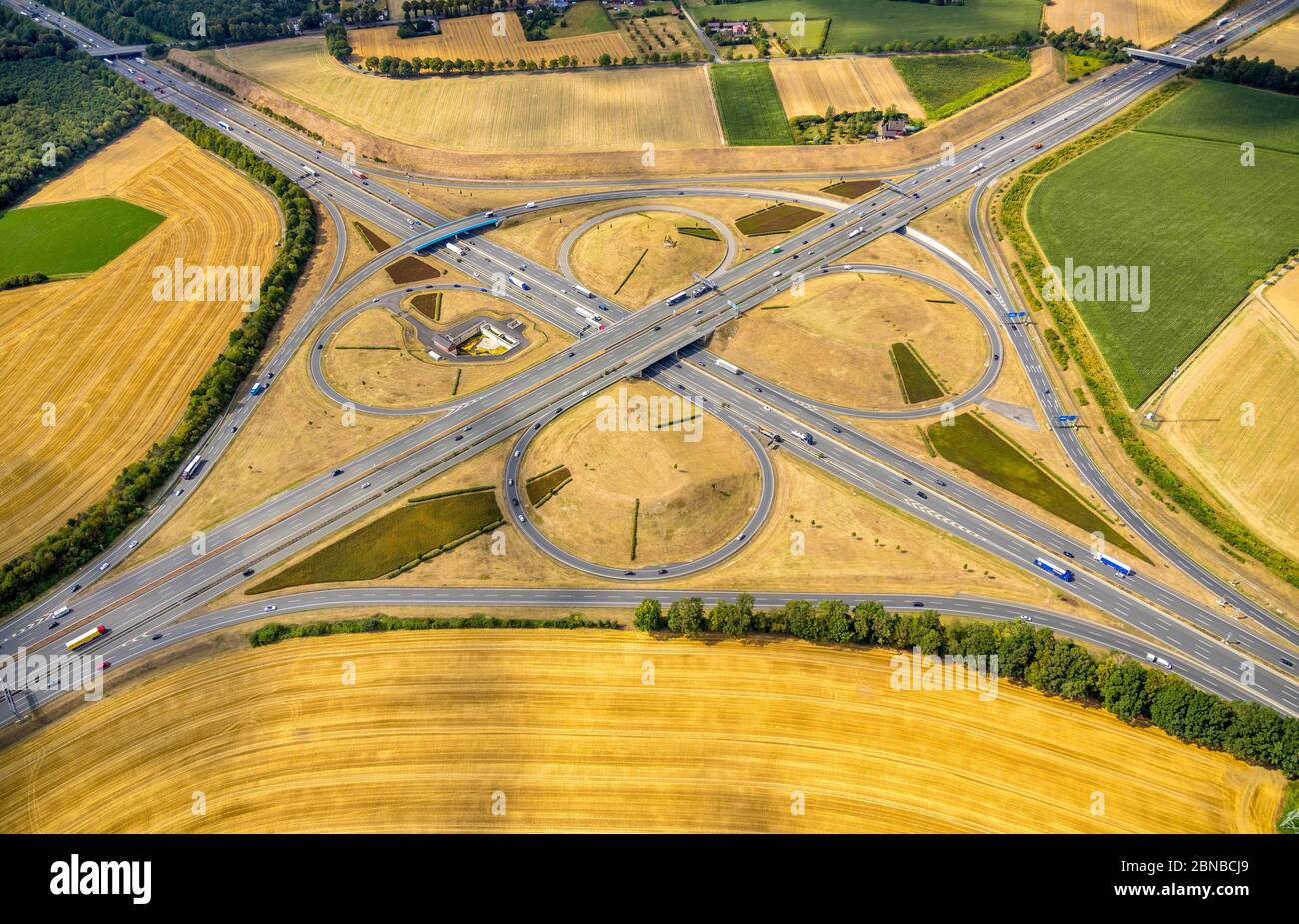motorway interchange Kamener Kreuz in summer 2019, 08.08.2019, aerial view, Germany, North Rhine-Westphalia, Ruhr Area, Kamen Stock Photo