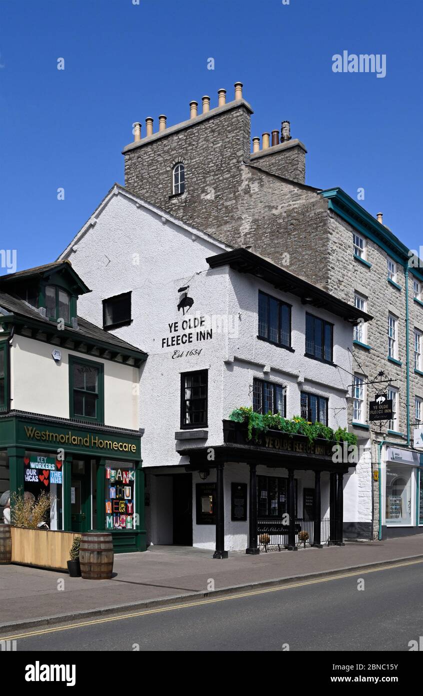 Kendal pub hires stock photography and images Alamy