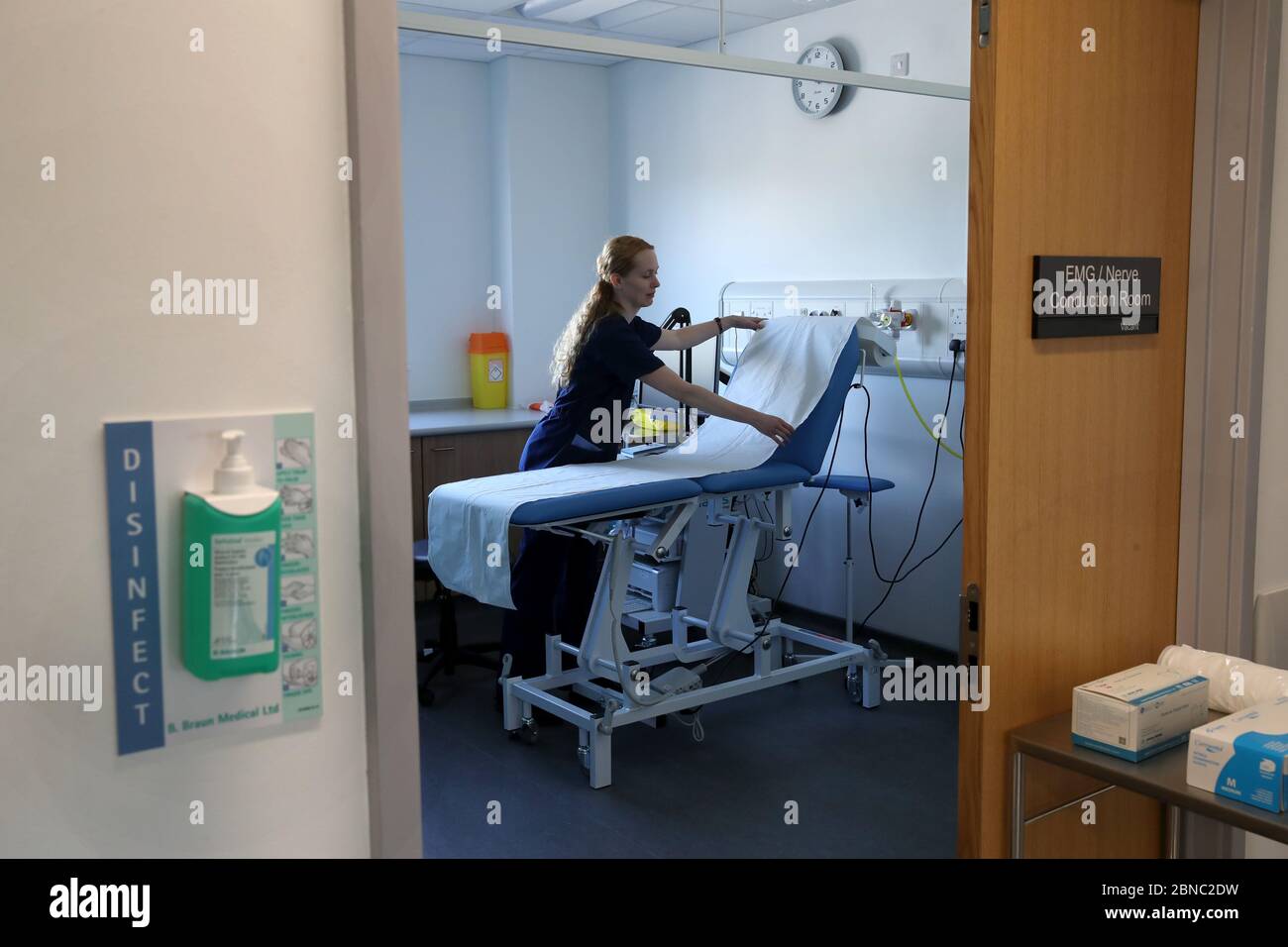 Neurophysioligist hires stock photography and images Alamy