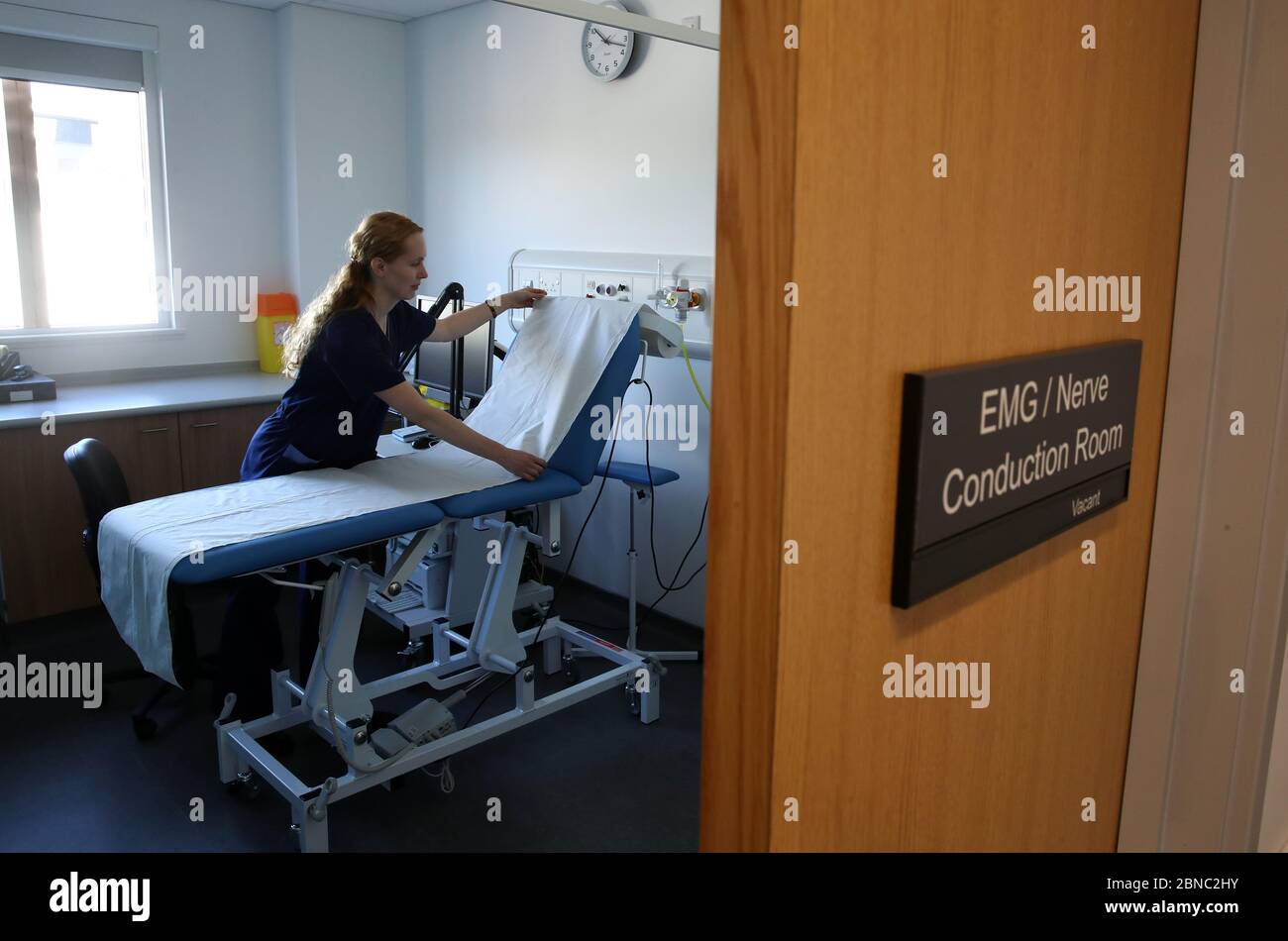 Neurophysioligist hires stock photography and images Alamy