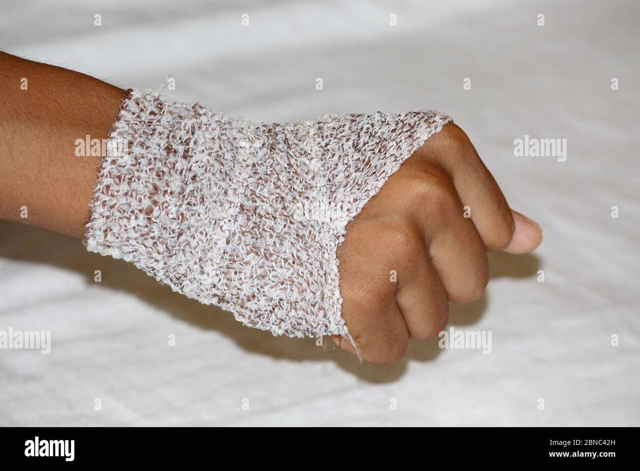 dressing hand pic