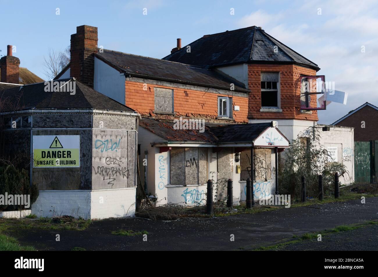 Derelict House For Sale High Resolution Stock Photography and Images