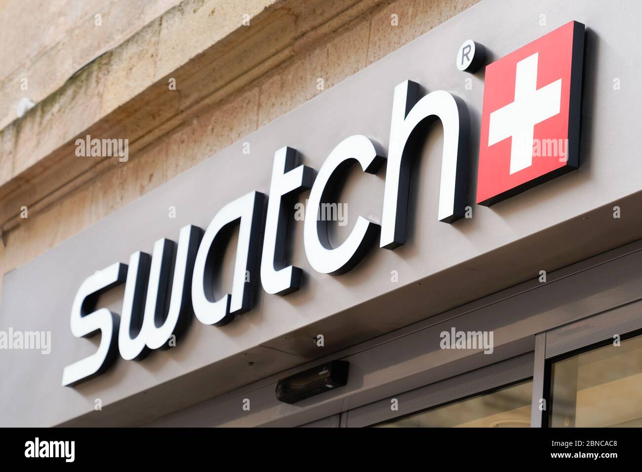 Swatch logo hi-res stock photography and images - Alamy