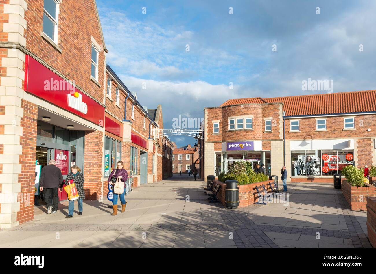 Selby town centre shops hires stock photography and images Alamy