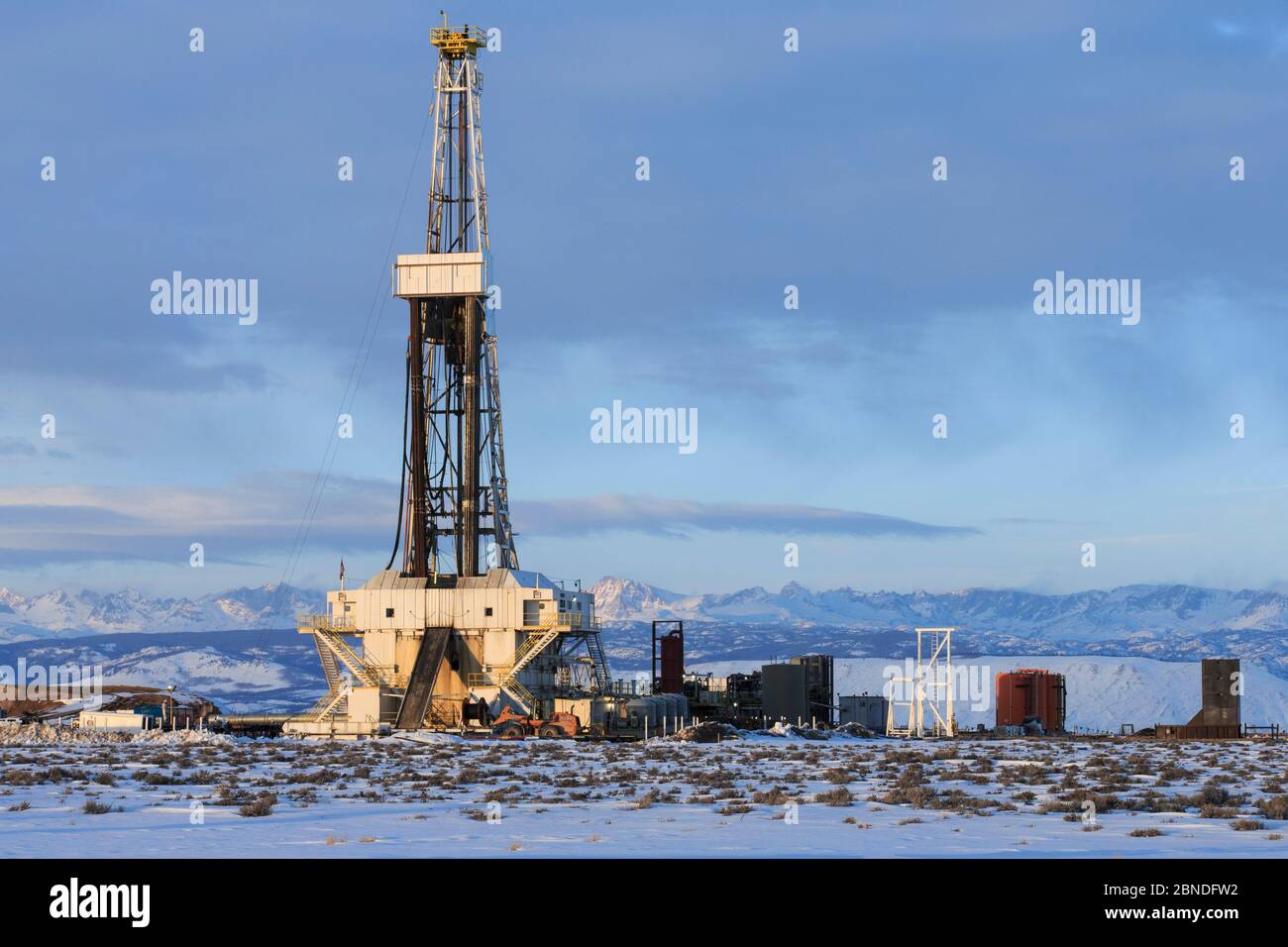 Fracking infrastructure on the Pinedale Mesa Anticline. Sublette County, Wyoming, USA, March 2014. Stock Photo