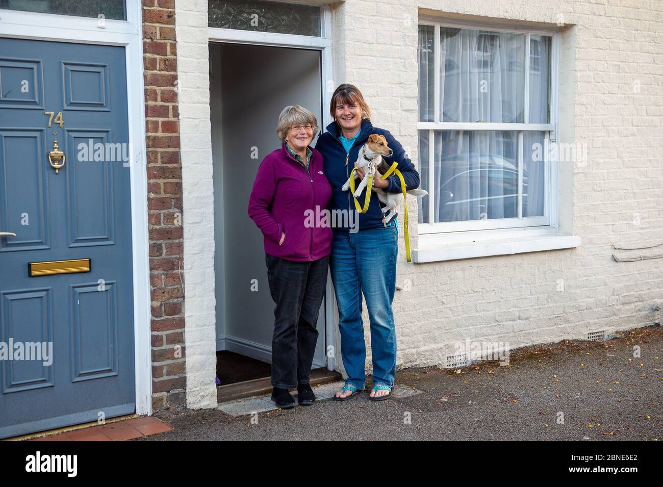 Windsor, Berkshire, UK. 14th May, 2020. Clap for Carers brought residents in the streets of Windsor, Berkshire out onto their doorsteps as they showed their appreciation, thanks and good wishes to all our front line NHS heroes caring for Coronavirus Covid-19 patients. Credit: Maureen McLean/Alamy Live News Stock Photo