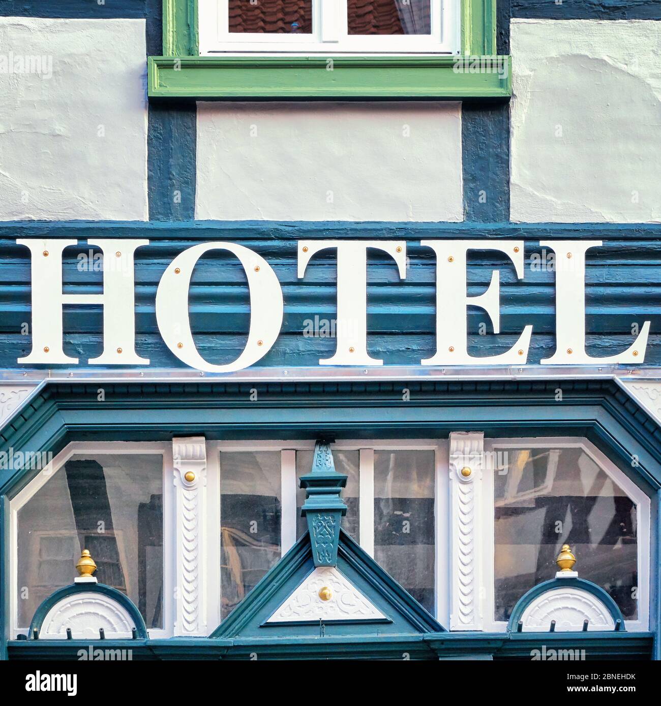 Hotel signboard hires stock photography and images Alamy