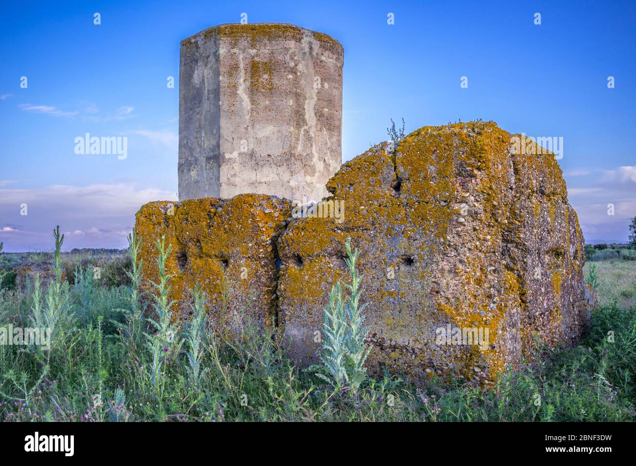 Almohad watchtower of Ibn Marwan or Los Rostros, outskirts Badajoz, Extremadura, Spain. First barbican Stock Photo