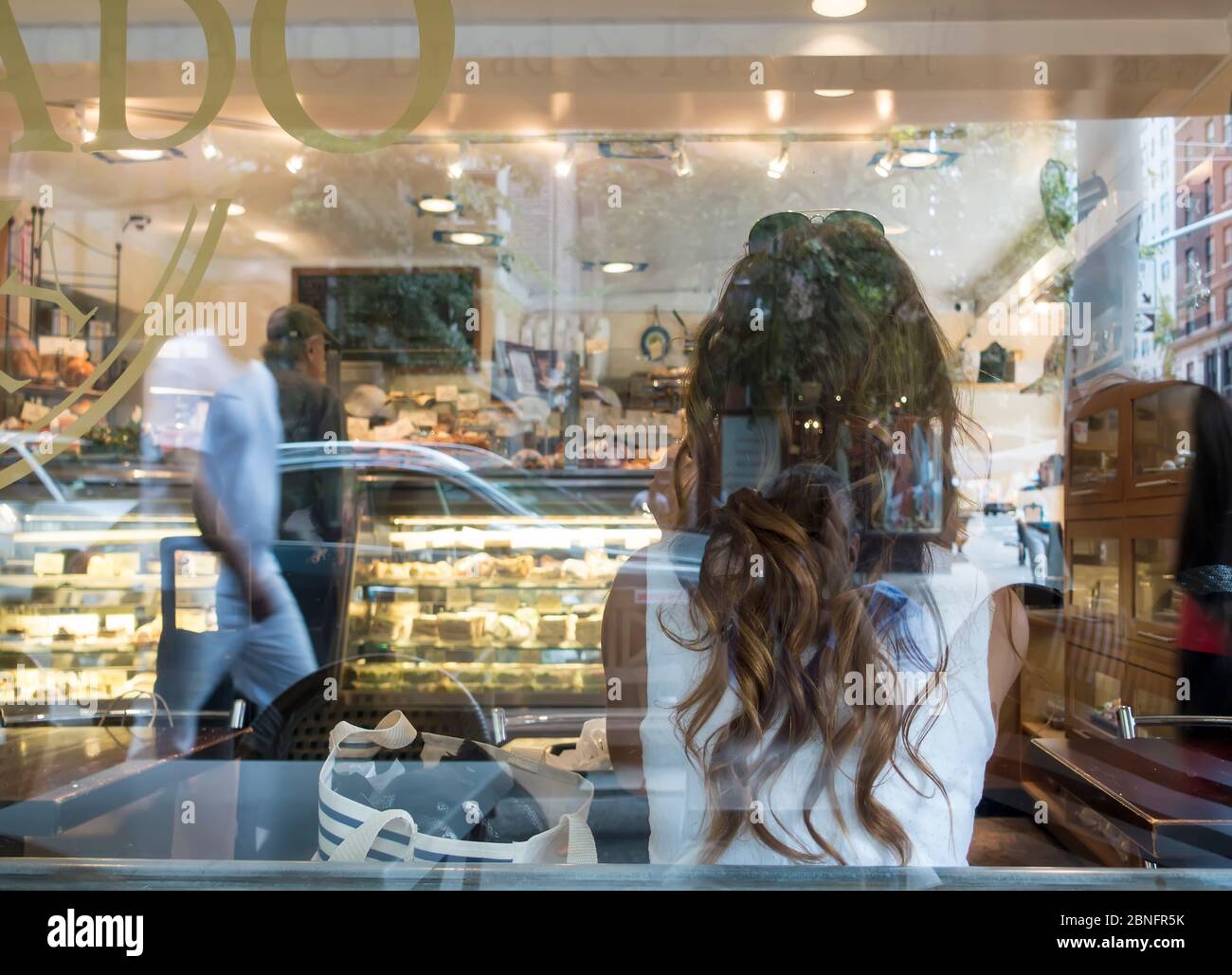 Bakery cafe window Manhattan, New York, USA Stock Photo