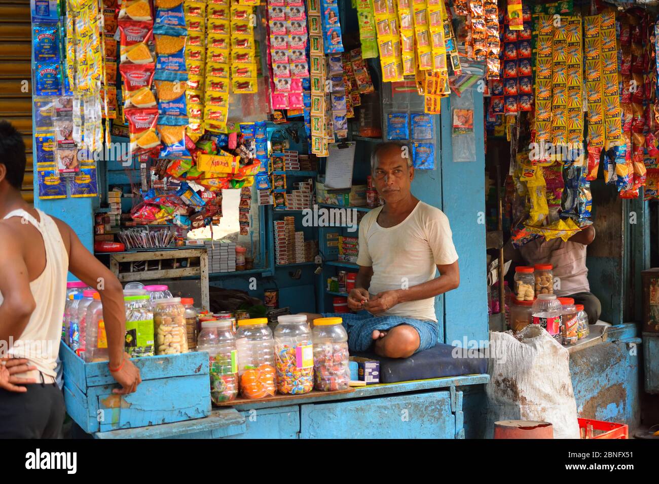 Kirana shop hires stock photography and images Alamy