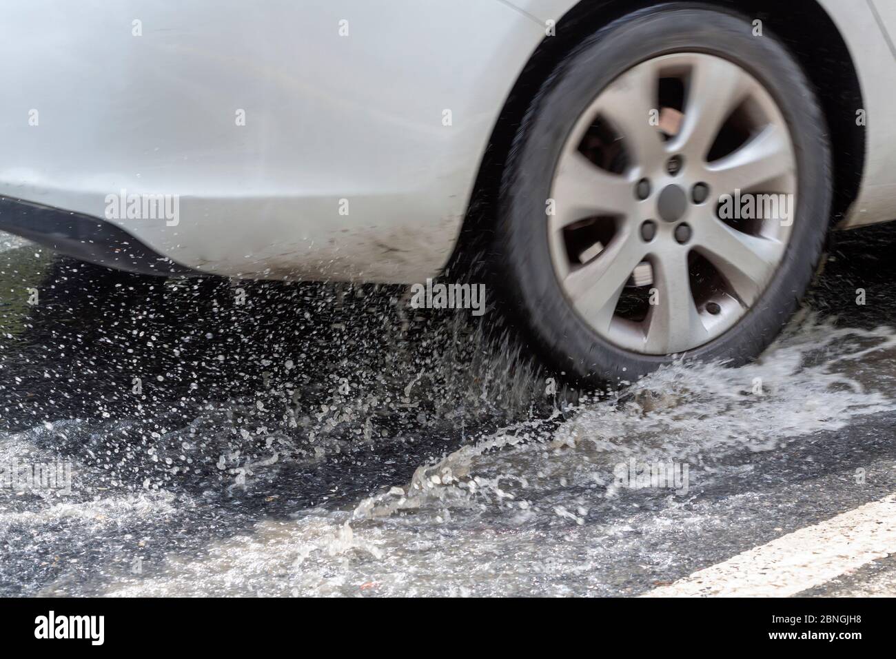 tire splashing in water Stock Photo Alamy