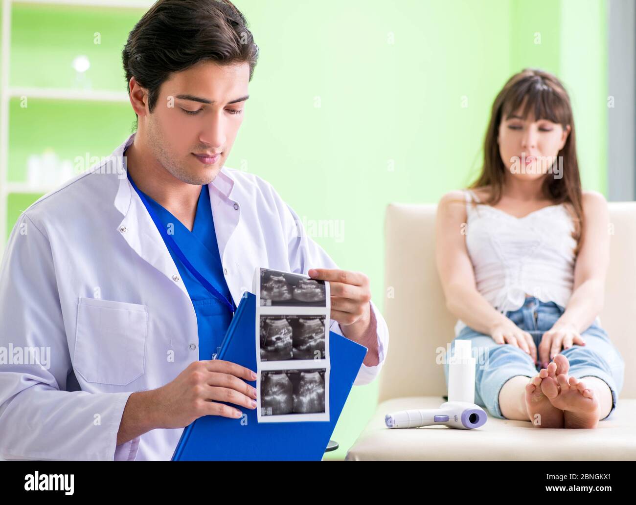 The pregnant woman visiting radiologyst for ultrasound Stock Photo Alamy