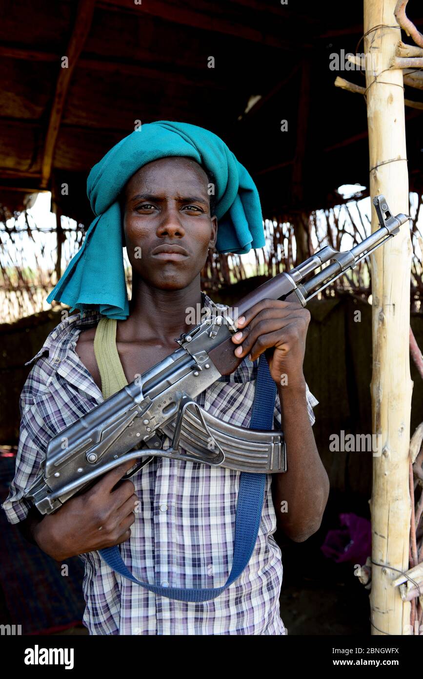 Afar tribe man danakil hi-res stock photography and images - Alamy