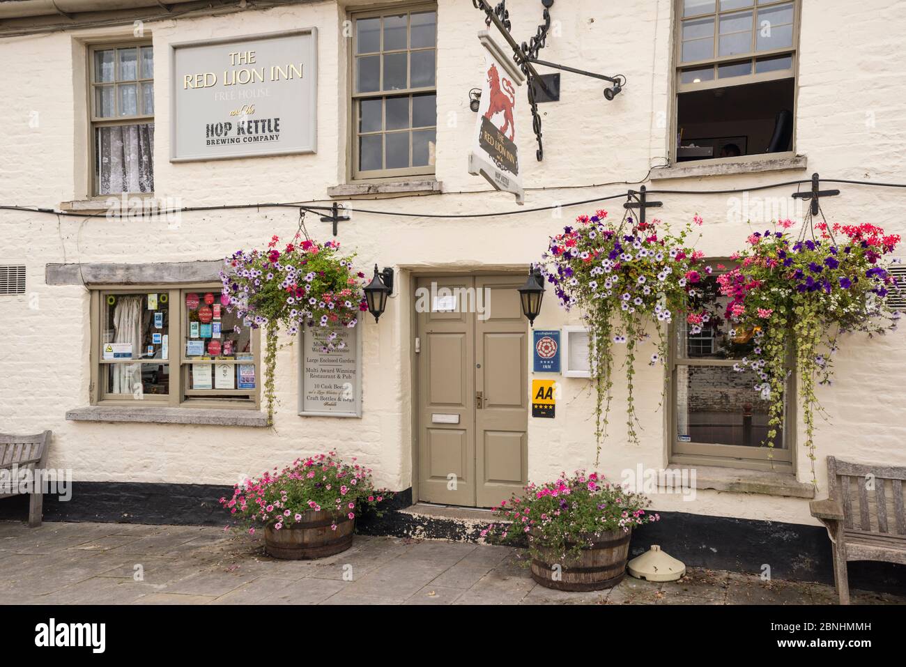 The Red Lion Inn, Cricklade, Wiltshire, UK Stock Photo Alamy