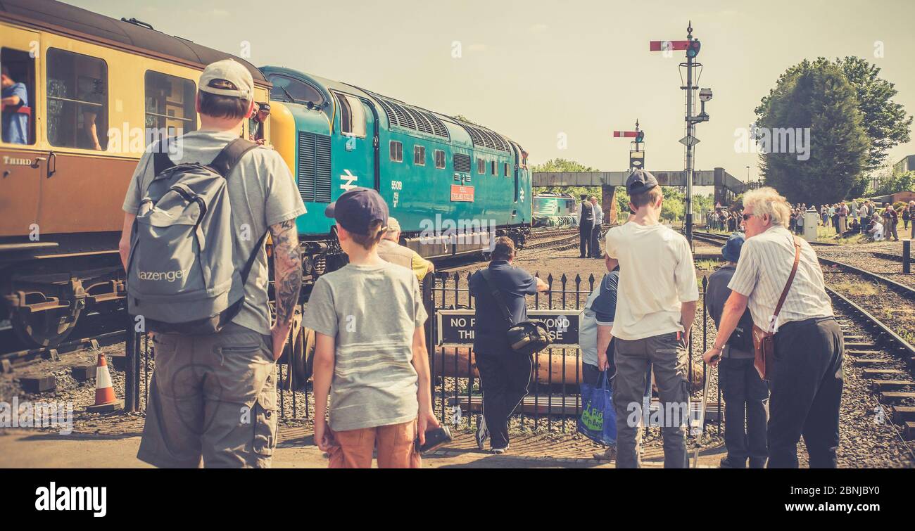 Diesel gala, Severn Valley Railway, Kidderminster station. Busy platform, crowds of rail enthusiasts, trainspotters watching 55019 diesel locomotive. Stock Photo