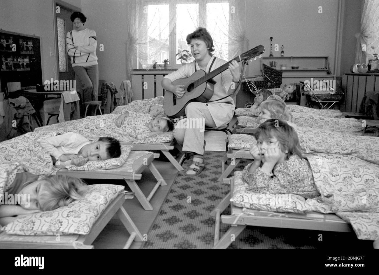 1980s Children Hi res Stock Photography And Images Alamy 1980s-children-hi-res-stock-photography-and-images-alamy