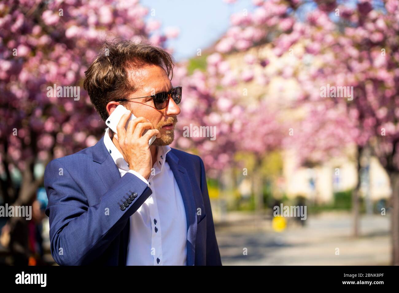 man working outside in Frankfurt Main, Germany Stock Photo
