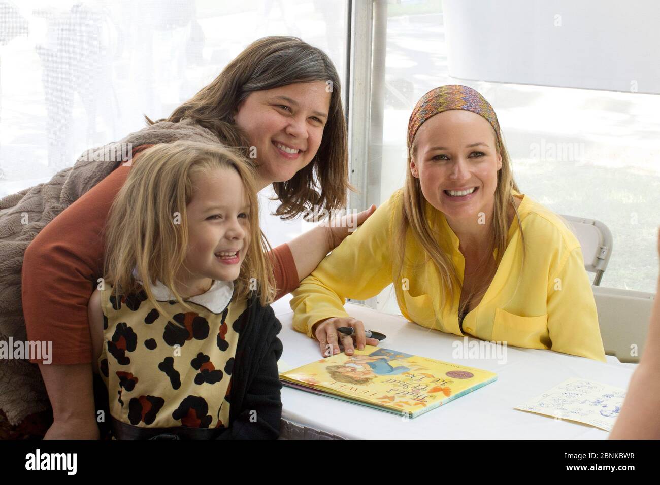 Austin Texas USA, October 2012 Singer and author Jewel (r) poses for a(02)